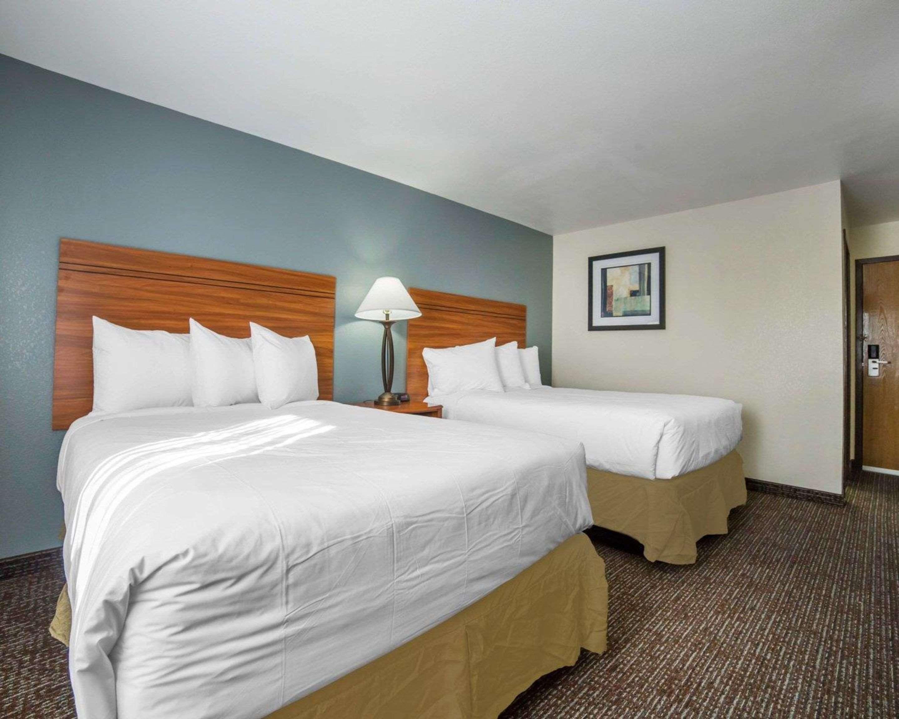 Quality Inn Gillette I-90 East Exterior photo