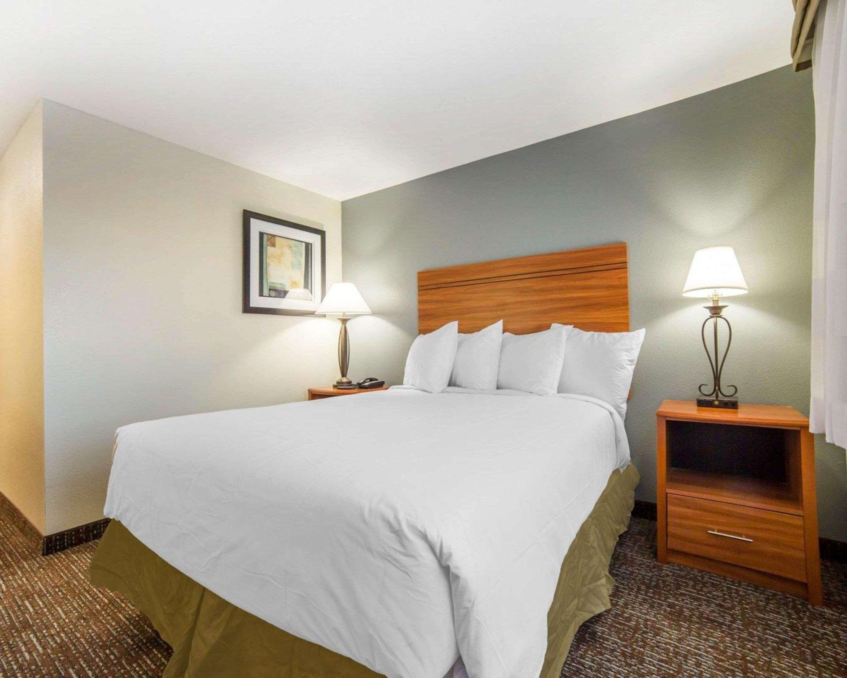 Quality Inn Gillette I-90 East Exterior photo