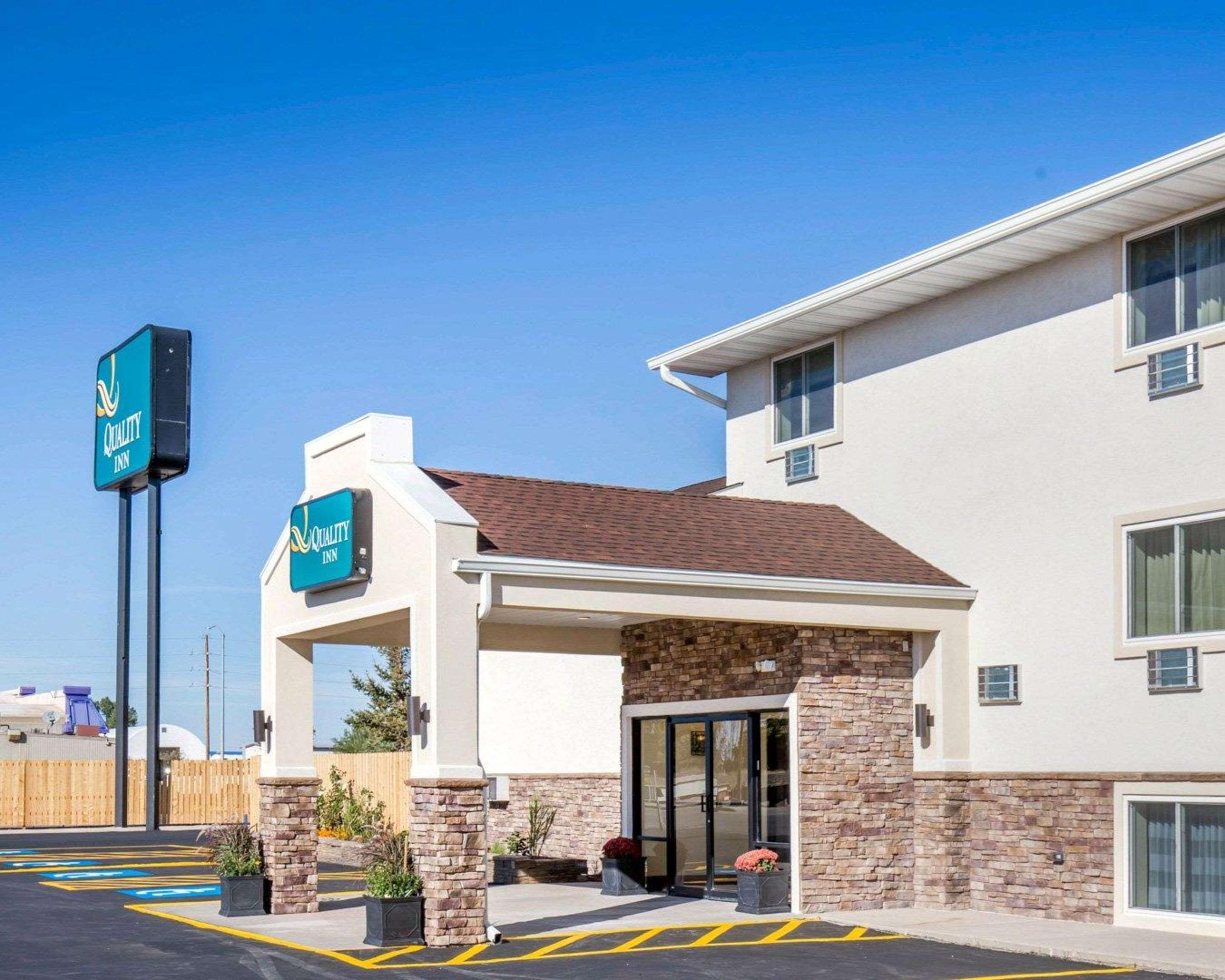 Quality Inn Gillette I-90 East Exterior photo